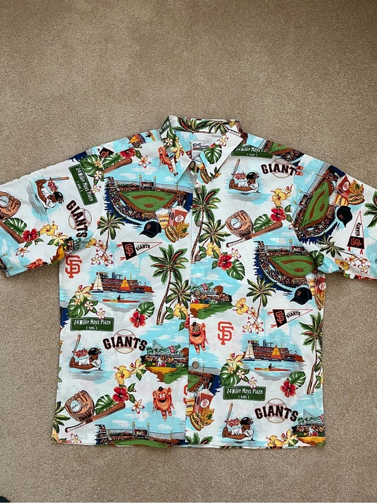 reyn spooner Other - Reyn Spponer Men’s San Francisco Hawaiian Print Button-Up Shirt